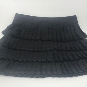 FOREVER 21 - Black Pleated Skirt - Small